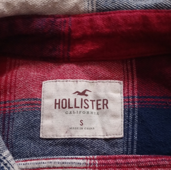 HOLLISTER MEN'S RED BLUE PLAID  FLANNEL LONG SLEEVE BUTTON-UP SHIRT. SIZE S. - Picture 3 of 15